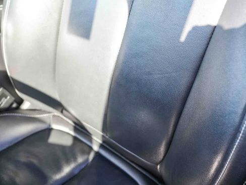 Used 2023 Jeep Grand Cherokee L Limited w/ Black Appearance Package image 22