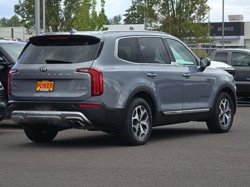 Used 2020 Kia Telluride EX AWD/4WD image 4