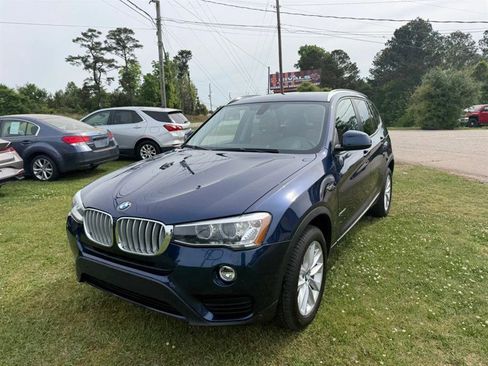 Used 2017 BMW X3 xDrive28i image 3