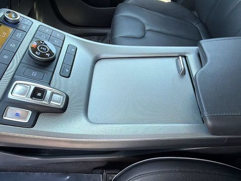 Used 2025 Hyundai Palisade SEL AWD/4WD image 13