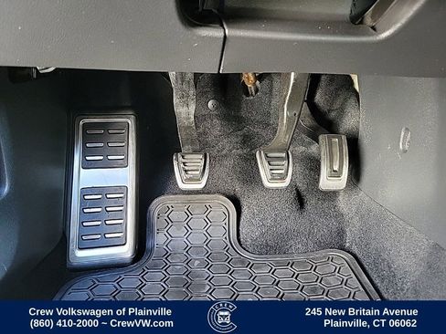 Used 2021 Volkswagen Jetta GLI image 40