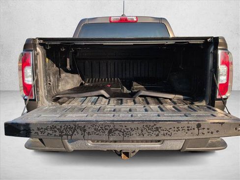 Used 2019 GMC Canyon SLE AWD/4WD image 6