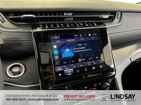 New 2025 Jeep Grand Cherokee Laredo X w/ Luxury Tech Group I image 24