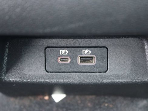 Used 2024 Nissan Altima 2.5 SV FWD image 19