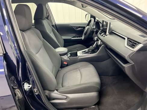 Used 2024 Toyota RAV4 XLE FWD image 22