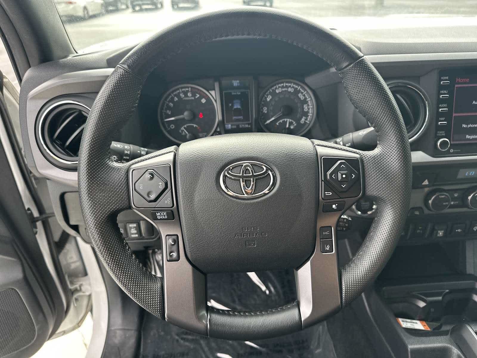 Used 2022 Toyota Tacoma TRD Off-Road w/ Technology Package RWD image 18