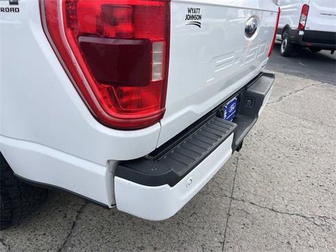 Used 2022 Ford F150 XLT w/ Equipment Group 302A High image 10