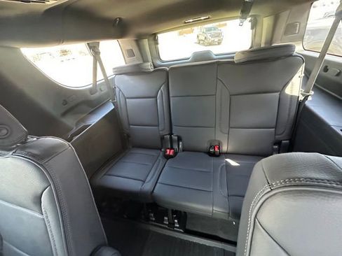 New 2026 GMC Yukon XL Denali w/ Sun & Power Step Package AWD/4WD image 26