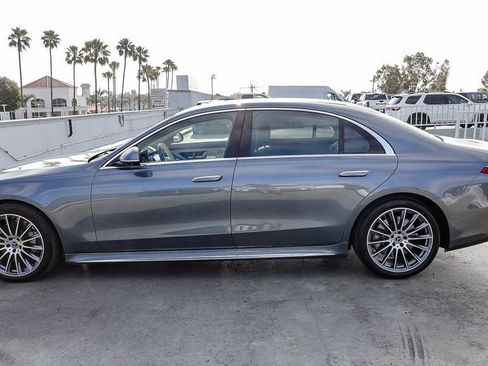 Used 2025 Mercedes-Benz S 580 4MATIC Sedan image 14