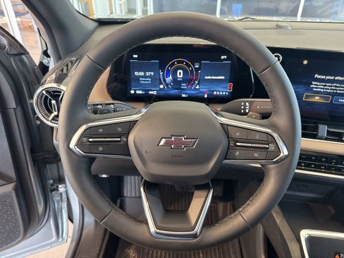 New 2026 Chevrolet Equinox ACTIV image 23