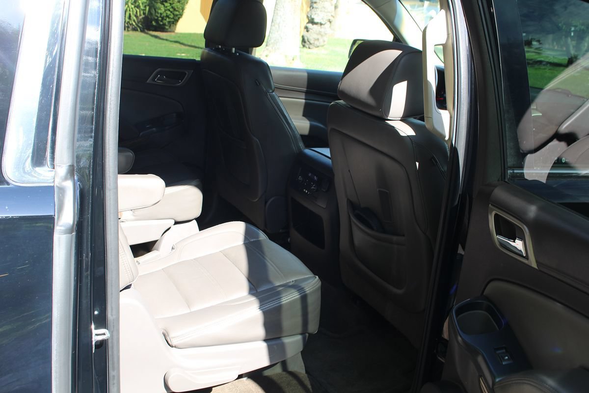 Used 2016 GMC Yukon XL Denali w/ Open Road Package AWD/4WD image 17