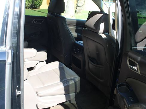 Used 2016 GMC Yukon XL Denali w/ Open Road Package AWD/4WD image 17