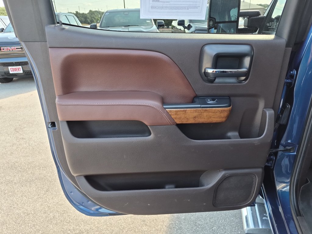 Used 2016 Chevrolet Silverado 2500 High Country AWD/4WD image 31