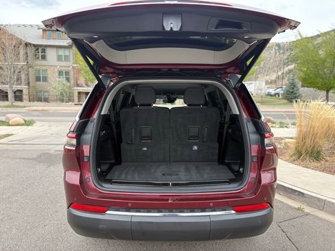 Used 2023 Jeep Grand Cherokee L Laredo w/ Luxury Tech Group I image 8