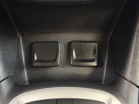 Used 2017 Chevrolet Cruze LS FWD image 32