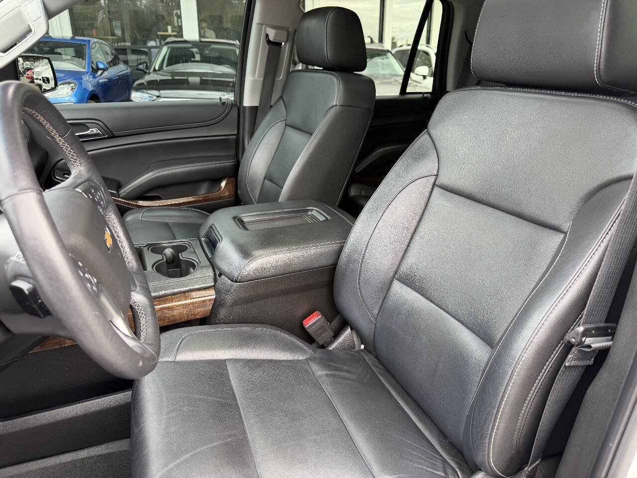 Used 2018 Chevrolet Tahoe LT w/ Luxury Package AWD/4WD image 40