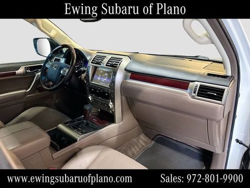 Used 2019 Lexus GX 460 Premium AWD/4WD image 32