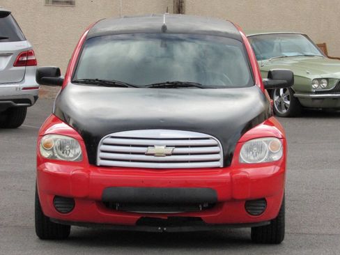 Used 2009 Chevrolet HHR LS image 3