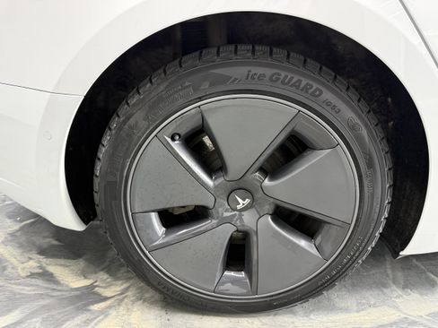 Used 2021 Tesla Model 3 Standard Range Plus RWD image 25