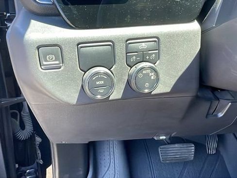 Used 2023 Chevrolet Silverado 1500 LT RWD image 23