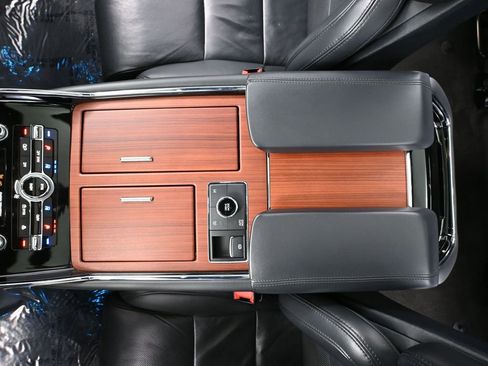 Used 2024 Lincoln Navigator Reserve image 35