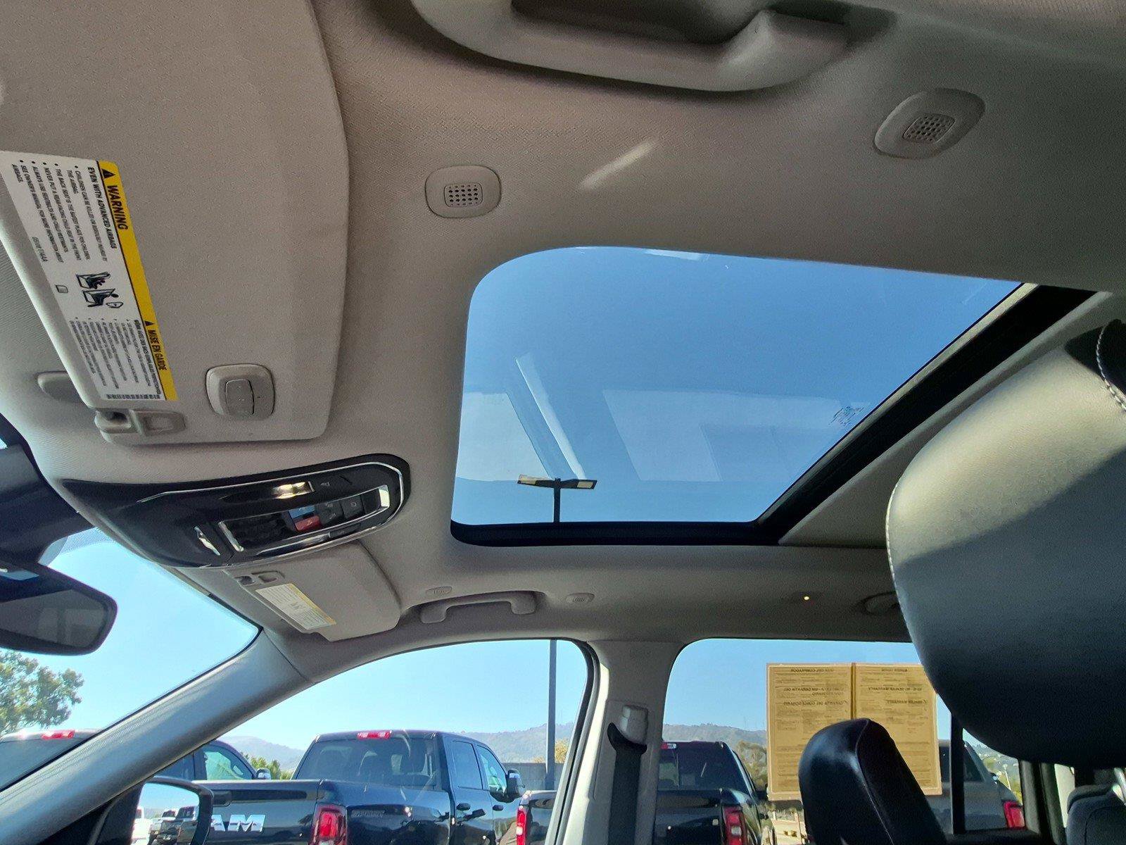 Used 2023 Jeep Grand Cherokee L Limited RWD image 30