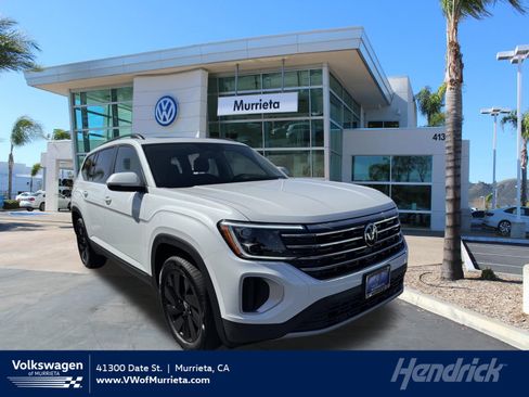 New 2026 Volkswagen Atlas SE FWD image 1