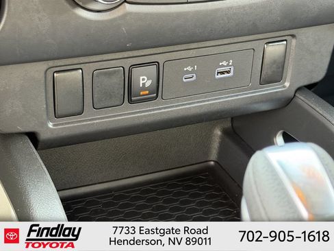 Used 2023 Nissan Frontier SV w/ Technology Package RWD image 29