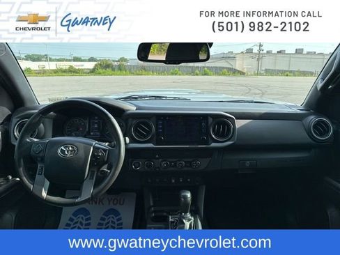Used 2019 Toyota Tacoma TRD Sport w/ Technology Package AWD/4WD image 25