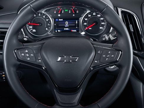 Used 2023 Chevrolet Equinox RS image 10