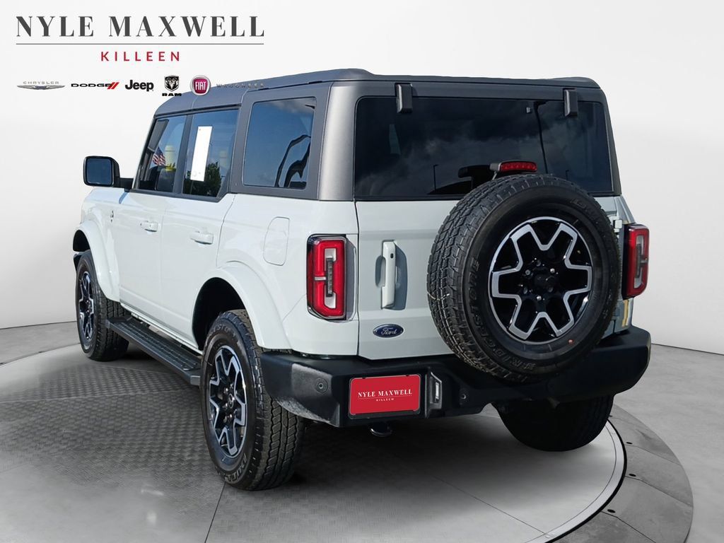 Used 2024 Ford Bronco Outer Banks AWD/4WD image 14