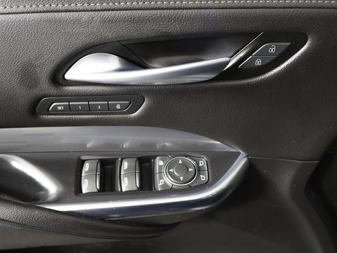 Used 2024 Cadillac XT4 Premium Luxury image 27