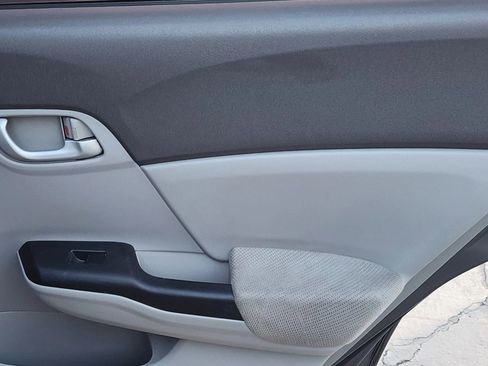 Used 2012 Honda Civic LX image 25