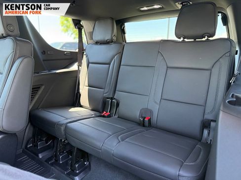 Used 2026 GMC Yukon Denali w/ Sun & Power Step Package AWD/4WD image 36