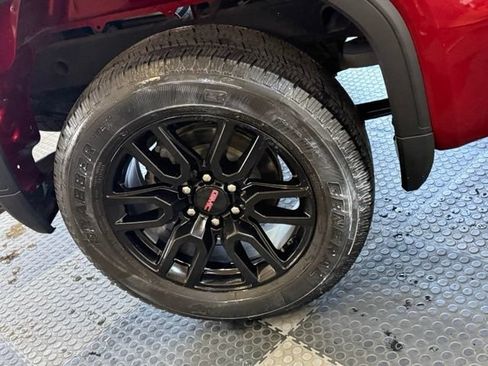 Used 2024 GMC Sierra 1500 Elevation AWD/4WD image 12