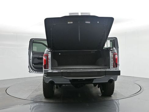 New 2025 Ford F150 Lariat w/ Equipment Group 502A High image 41