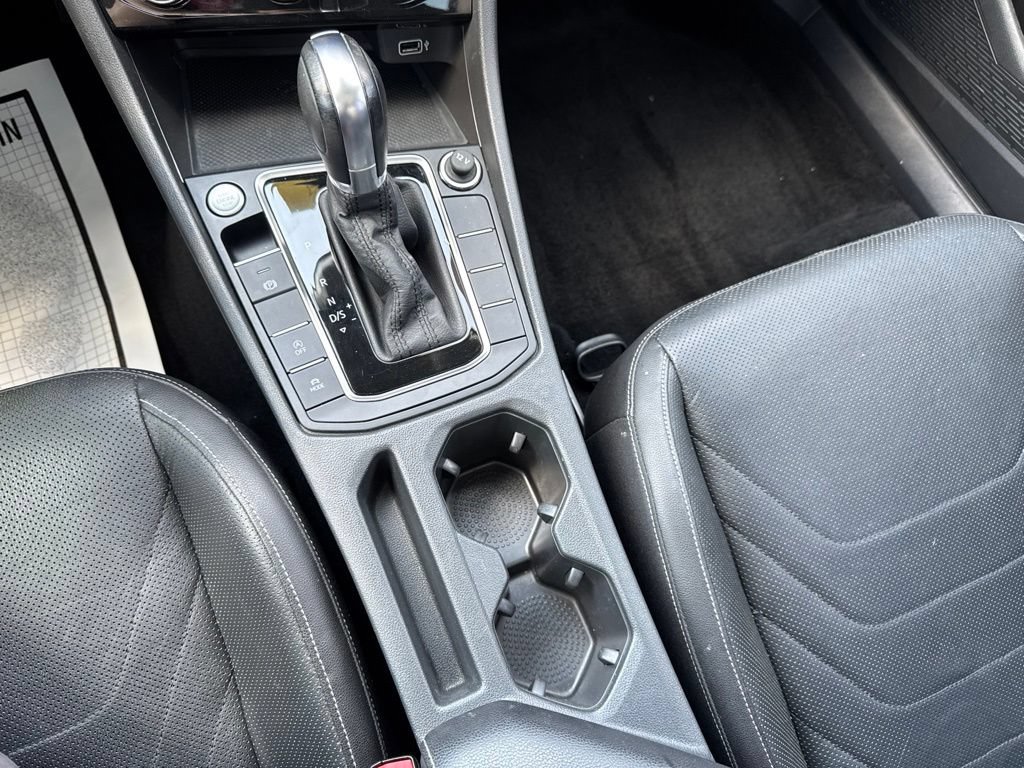 Used 2019 Volkswagen Jetta SEL Premium FWD image 19