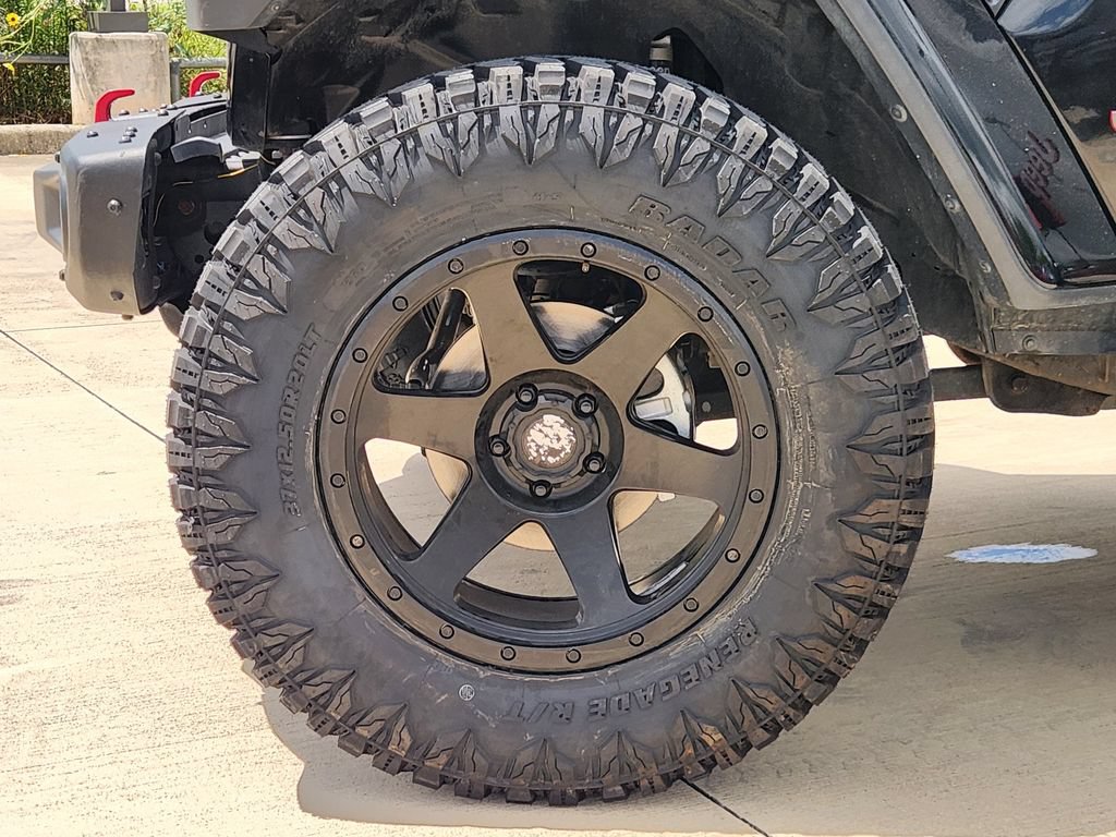 Used 2020 Jeep Gladiator Rubicon AWD/4WD image 12