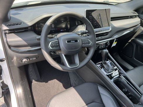 New 2026 Jeep Compass Limited AWD/4WD image 12