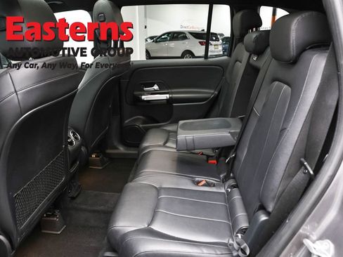 Used 2021 Mercedes-Benz GLB 250 4MATIC w/ Premium Package image 22