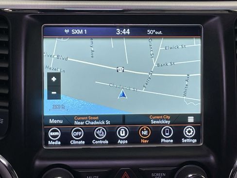 Used 2018 Jeep Grand Cherokee Limited image 29