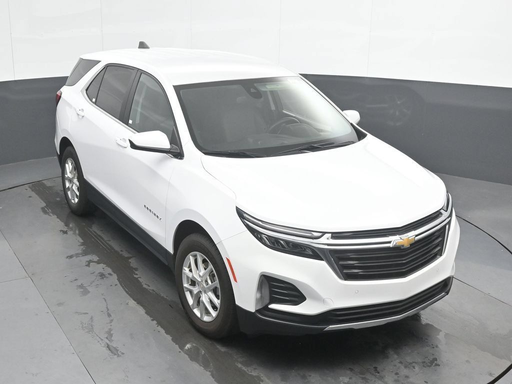 Used 2024 Chevrolet Equinox LT AWD/4WD image 32