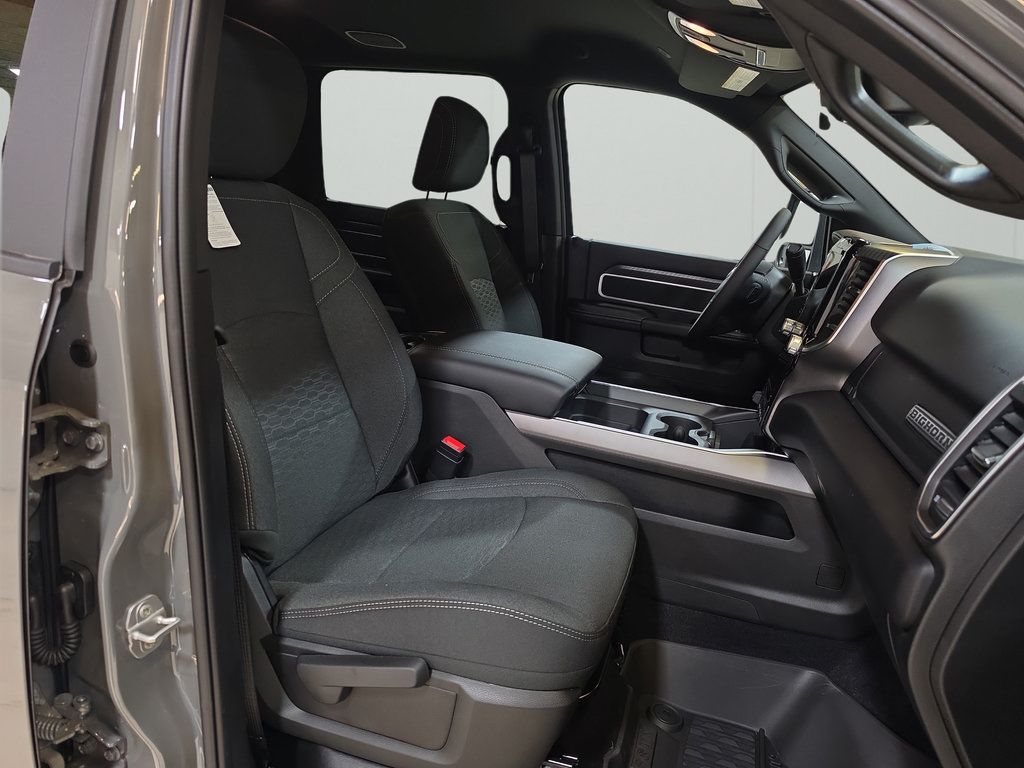 New 2027 RAM 3500 Big Horn AWD/4WD image 15