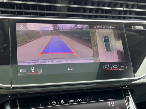 Used 2022 Audi Q7 Premium Plus w/ Premium Plus Package image 25