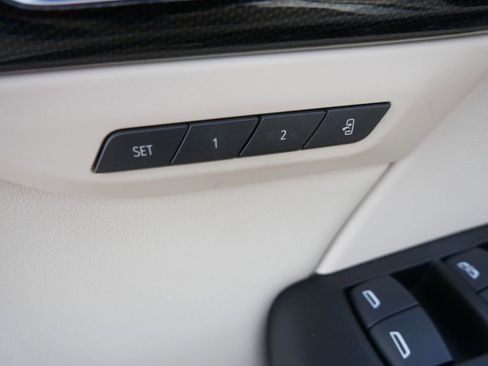 Used 2023 Buick Envision Essence AWD/4WD image 13