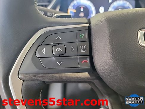 Used 2024 Jeep Grand Cherokee L Limited w/ Luxury Tech Group II image 18