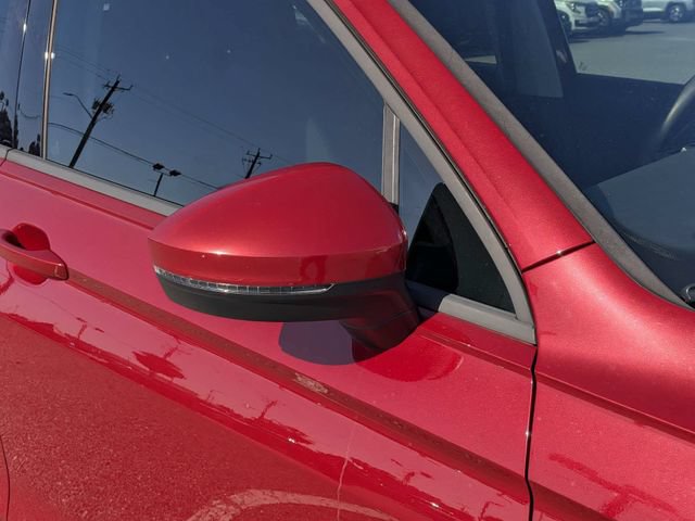 Used 2018 Volkswagen Tiguan S FWD image 8