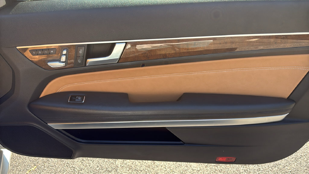 Used 2017 Mercedes-Benz E 400 Cabriolet image 13