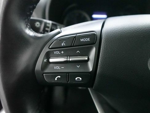 Used 2021 Hyundai Kona Limited AWD/4WD image 17