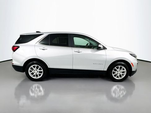 Used 2022 Chevrolet Equinox LT FWD image 8